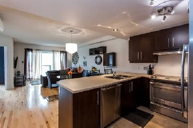 À louer – Condo moderne meublé  fully furnished condo Image# 4