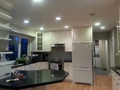 Less  1 minute walking dis to U of A engineer building room rent Image# 1