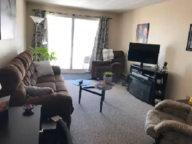 Secure Bldg -Two Bdrm – Main Floor w Walkout Patio  – Smoke Free Image# 1