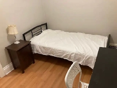 Private Furnished Room for rent in Shared Residence Image# 5