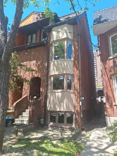Yonge/Wellesley Room Image# 1