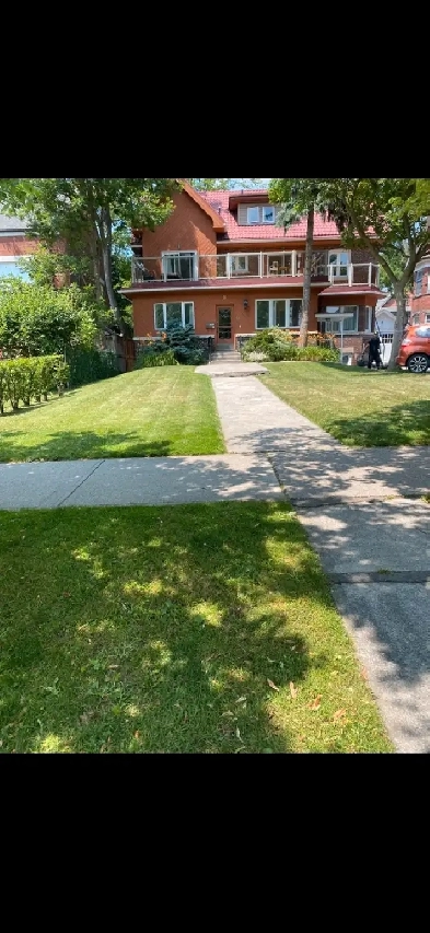 High Park Bld-Roncesvalles Beautiful Large  Main Floor 1 Bdrm Fl Image# 2