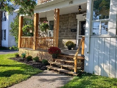 Spacious 2BR Home w/ Garage, Deck & Pet-Friendly–102 Cumberland Image# 10