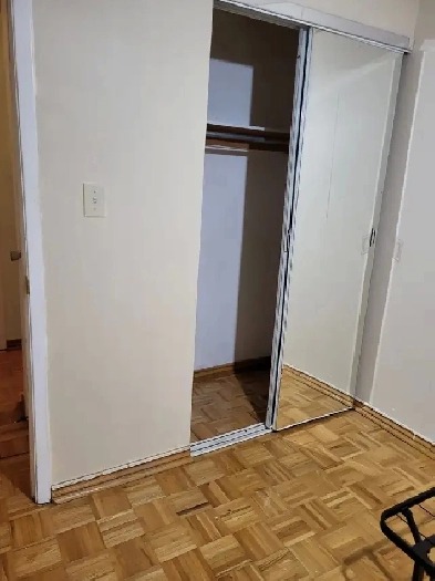 spacious room for rent Image# 9