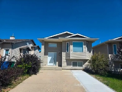 Westside main floor 2 bedroom 1 bath for rent Image# 1