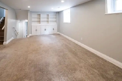 2 Bedroom  large livingroom Unit for Rent Image# 6