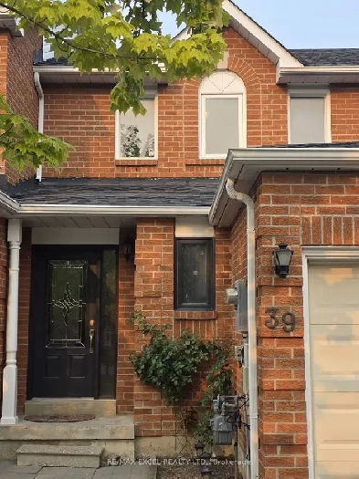 3 BEDROOM 2.5 BATH(BAYVIEW/ELGIN MILLS)FINISHED BASEMENT VACANT Image# 1