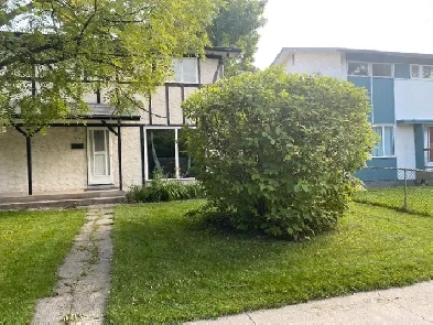 3 Bedroom SxS in E.K Image# 7