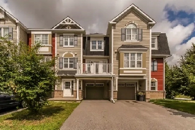 Beautiful 2 bdrm one garage townhouse for rent in Kanata! Image# 11