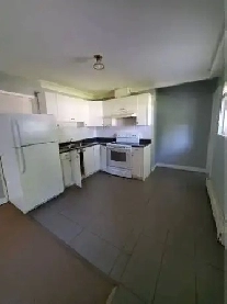 basement suite Image# 2