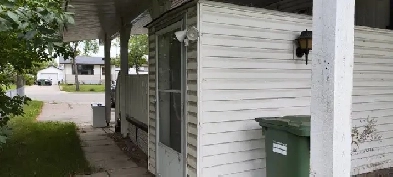 For Rent –  3 Bedroom   1 Study   1 Bathroom Basement Suite Image# 13