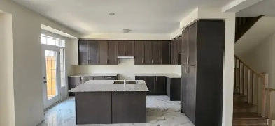 4 Bedroom House for Rent – Kennedy Rd & Mayfield Rd, Brampton Image# 1