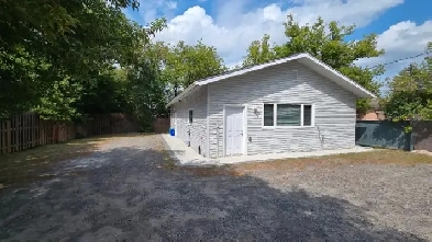 3-Bedroom (Bell Park Area) Image# 5