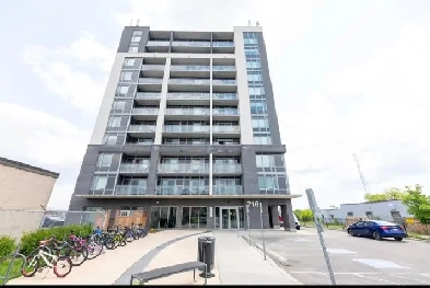 Exclusive Condo in Milton for Sale Image# 1
