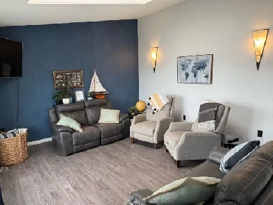 Peachland Getaway Image# 3