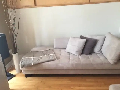 CHAMBRE SPACIEUSE LUMINEUSE.TRES COMFORTABLE. Image# 11