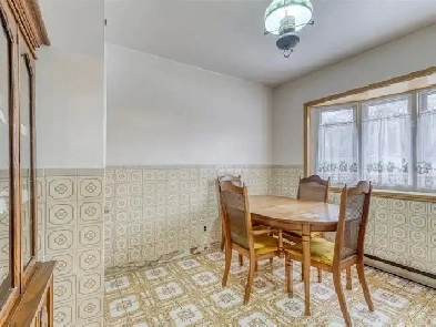 Chambre propre et tranquille (Métro Honoré Beaugrand) Image# 10