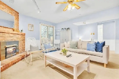 Fully Furnished 4 Bed 2 Bath for Rent in Westvale, Waterloo Image# 9