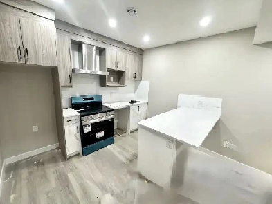 Calgary 1 Bed 1 Bath 1 Parking Spot Suite for Rent Image# 7