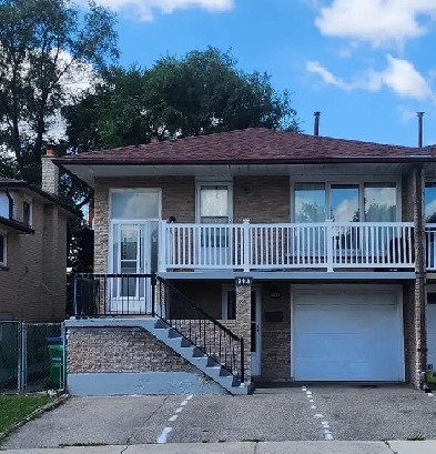Main floor 2-bedroom unit for rent Brampton Image# 1