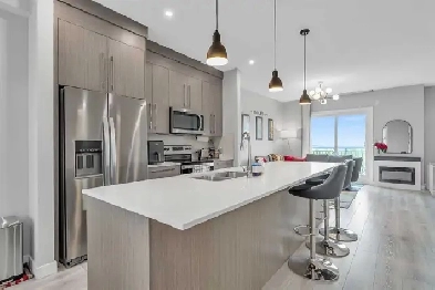 Cornerstone Townhouse - Great Location Image# 3