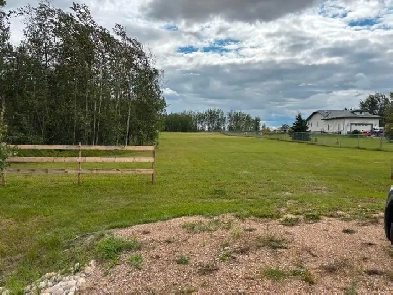 3acre parcel in Sturgeon County Image# 1