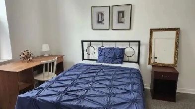 Chambre meublée avec salle de bain privé– Berri-UQAM | 895 $ tou Image# 5