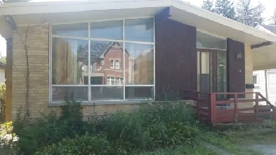 House for rent (main floor only) in Richmond Hill Image# 4