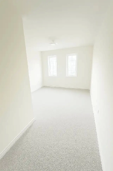 BRAND NEW BEDROOMS FOR RENT Image# 2