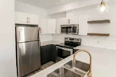Spacious 2 Bedroom Apartment Available October 1st! Image# 5