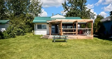 Wabamun Beach cabin rental Image# 3