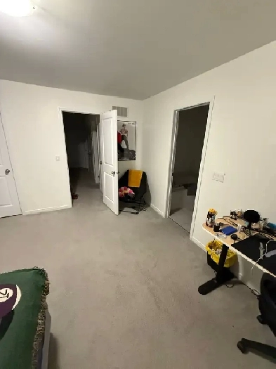 Master Bedroom for Trent Students, near campus Image# 1