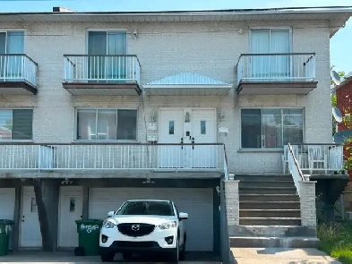 Superbe 4plex à Montréal avec double garage avec bons revenus Image# 7