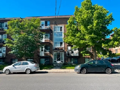 4 1/2 NDG Renovated APT - Available Image# 1