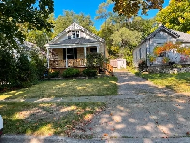 Student Rental - Western, Fanshawe 3 rooms avail. Utilities Incl Image# 1