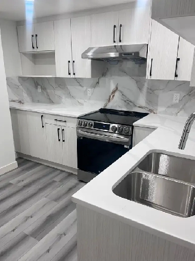 1 BEDROOM LEGAL SUITE FOR RENT - CREEKSTONE SW Image# 11