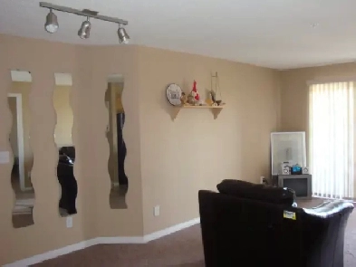 Condo 2 BR/2 baths Lake View in Edmonton Ellerslie All Included Image# 9