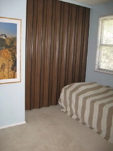 Perfect Location! Students welcome Crowfoot stn and private room Image# 3