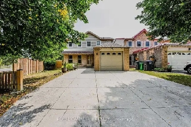 3 Bedroom Detached House for Sale Image# 7