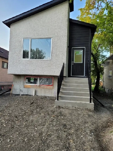 Main suite of a fairly new duplex available for lease by Septemb Image# 18