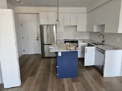 2 bed plus den and 2 bath condo Image# 7