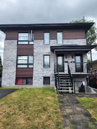 SOUS LOCATION 4 1/2 LONGUEUIL Image# 1
