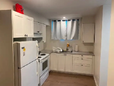 Appartement rénové. Près de tout Image# 5