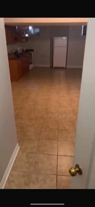 2 Bedroom Basement for Rent – Utilities Included