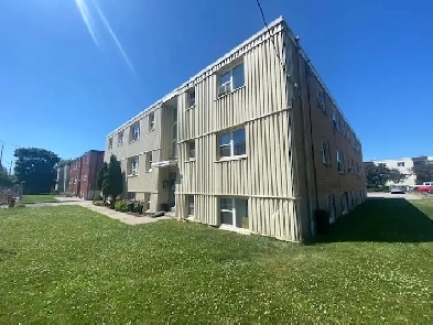 2 BDRM BY OSHAWA SHOPPING CENTRE Image# 1