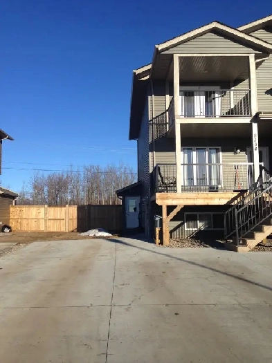 Fully Furnished 1 Bed Basement Suite All Inclusive Image# 1