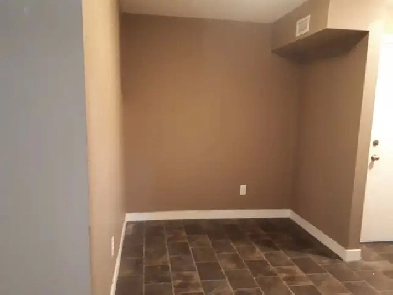 FOR RENT:  TWO BEDROOM CONDO   DEN Image# 10