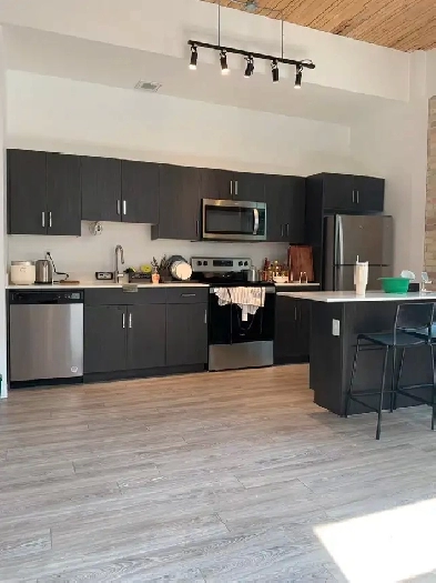 room for rent in apartment Image# 1