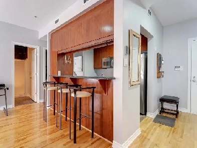 2 Beds  2 Baths ALL Included- Metro Place des Arts- Min 3 months Image# 4