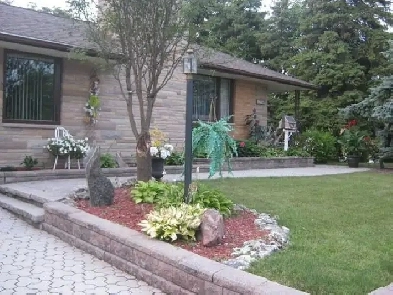 furnished room for rent in upscale South Windsor home Image# 1